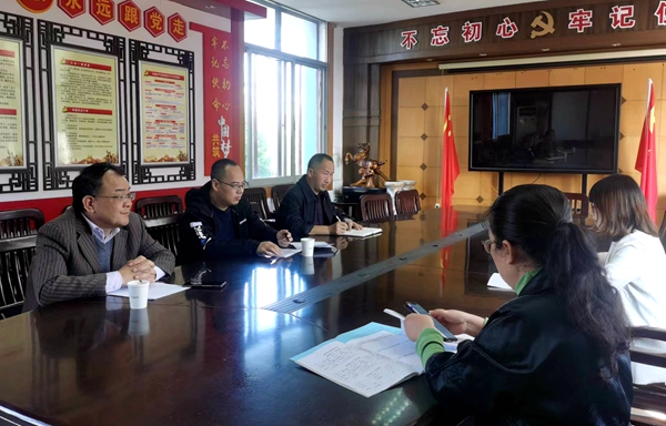 师徒结对督查会.jpg