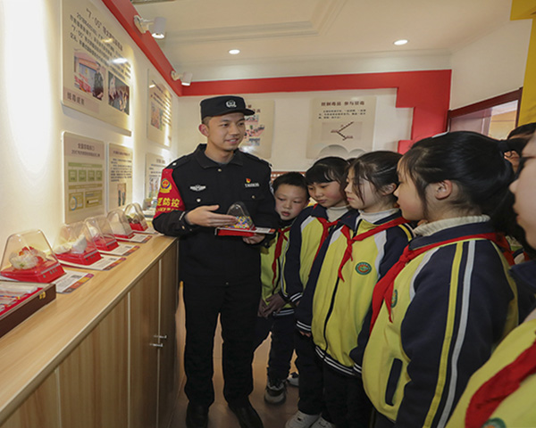禁毒教育1.jpg