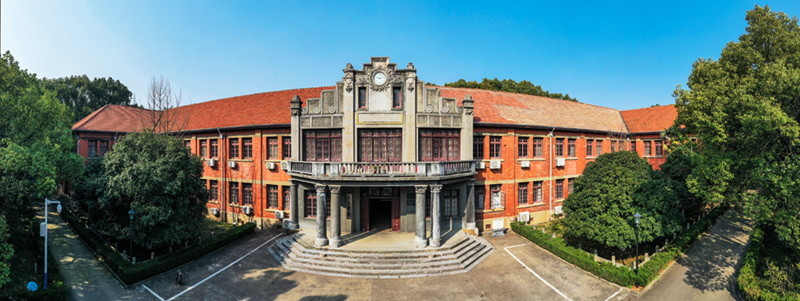 安徽大学红楼（安庆师范大学内）.jpg