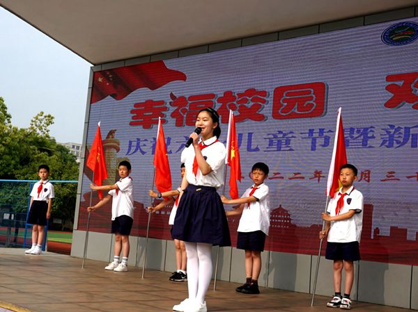 4老队员发言.jpg